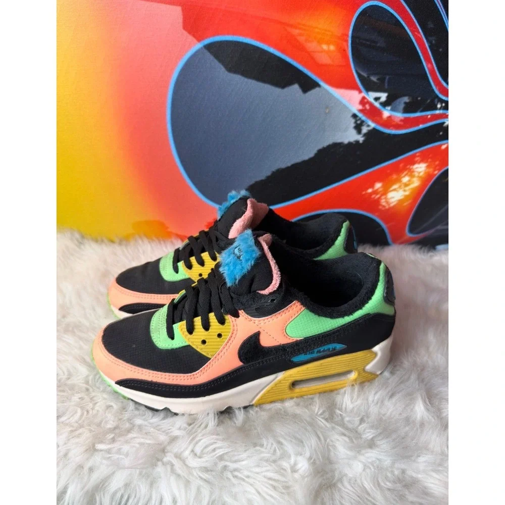 Nike Air Max 90 Fur Atomic Pink Black Multi Color CT1891-600 Womens 7.5